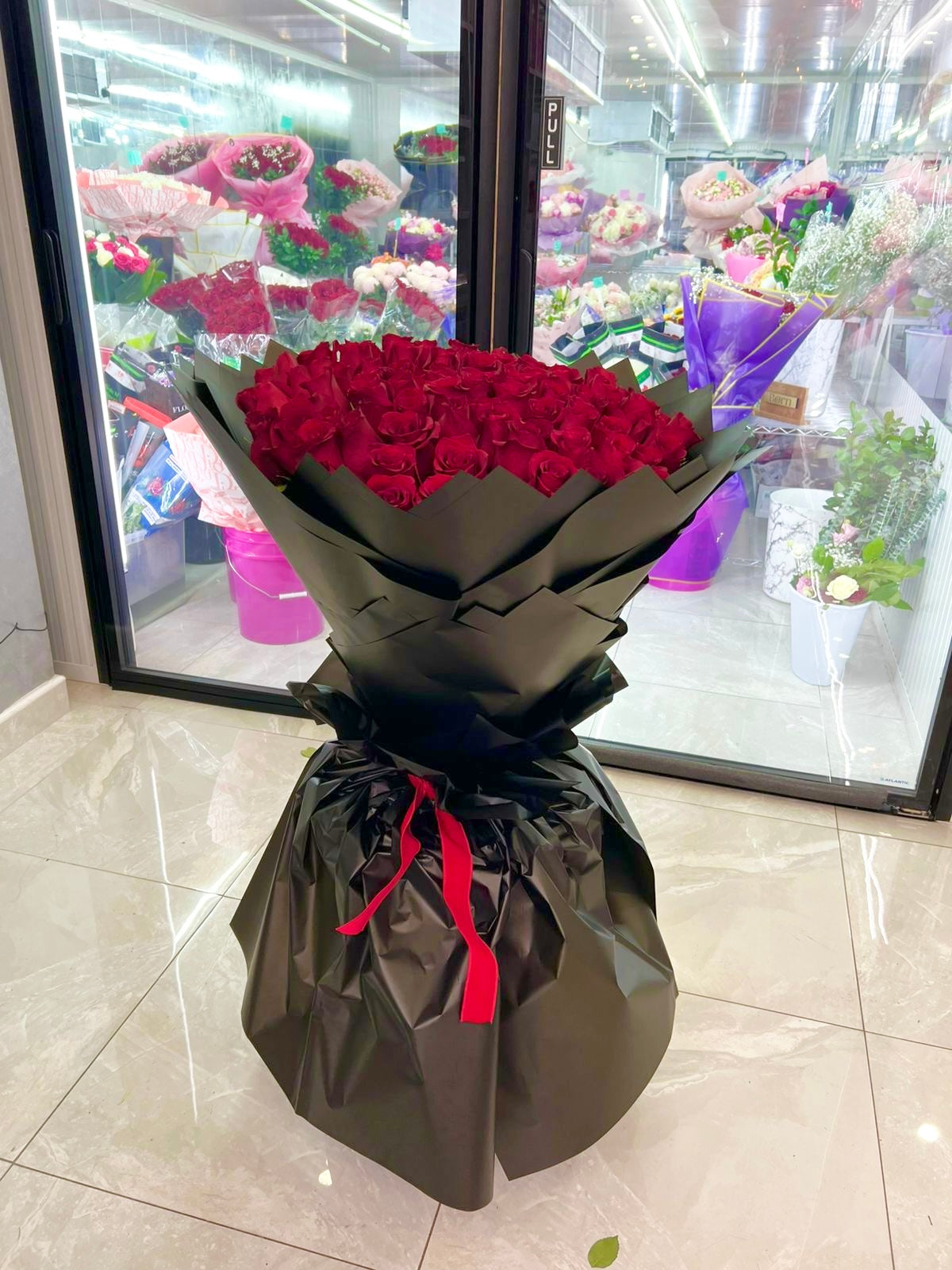 101 long steams premium roses